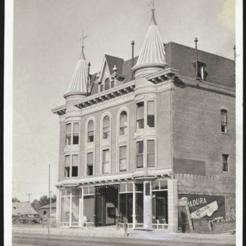 Historic photograph of Broken Arrow's Elks Club and Opera House, early 1900s